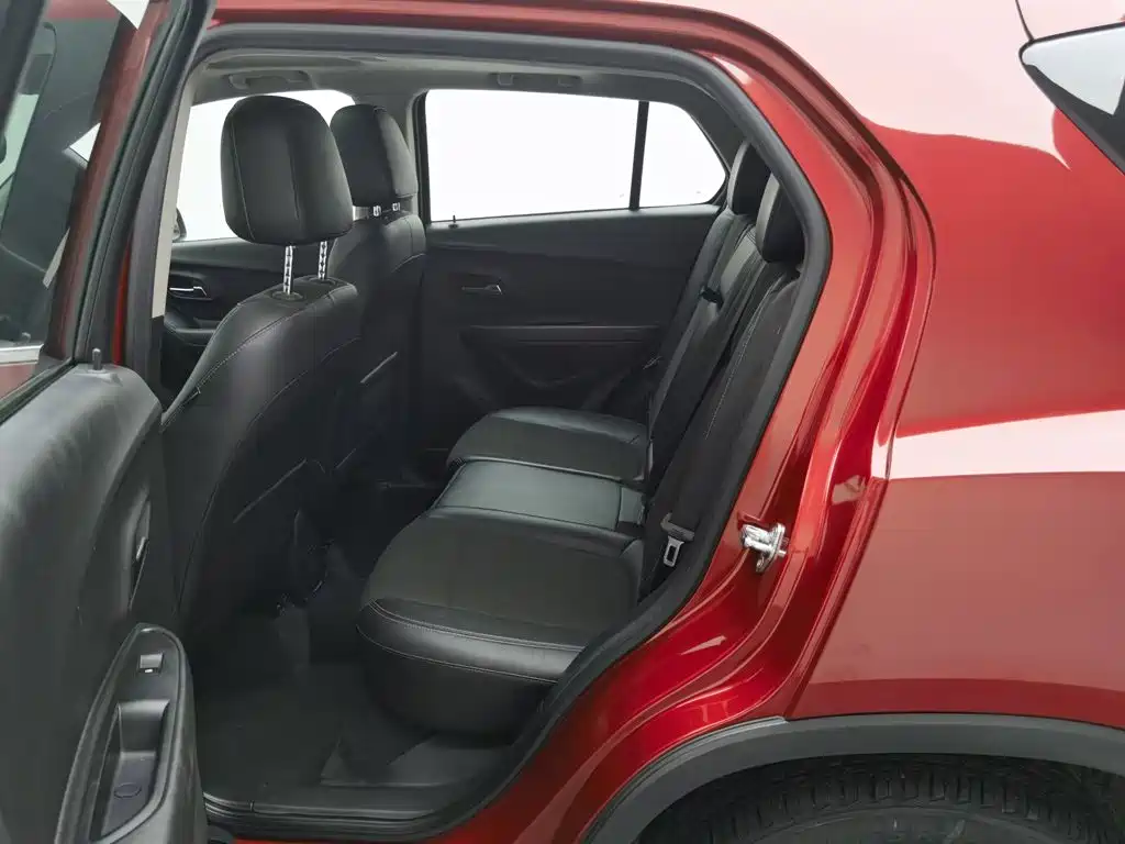 Chevrolet Trax — миниатюра 15