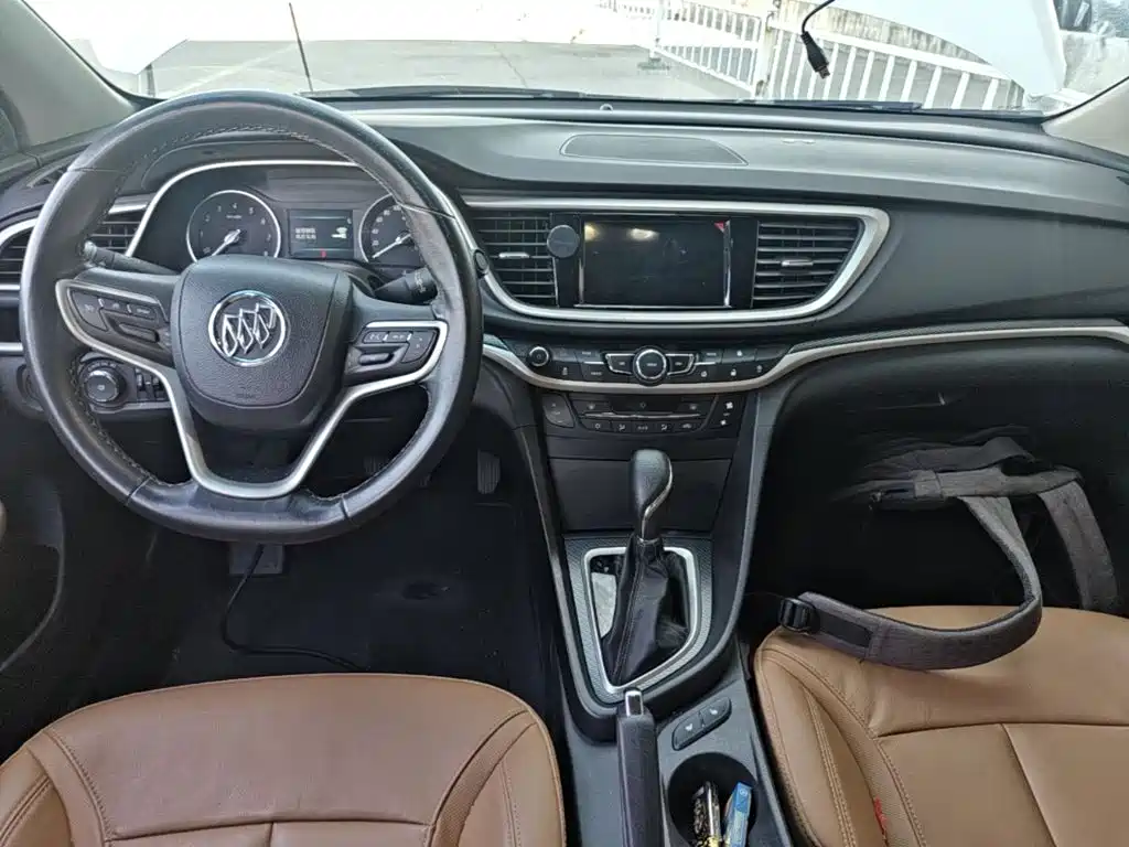 Buick Excelle — миниатюра 10