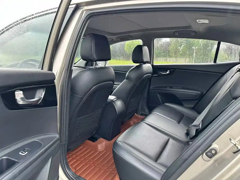 Kia K4 — миниатюра 6