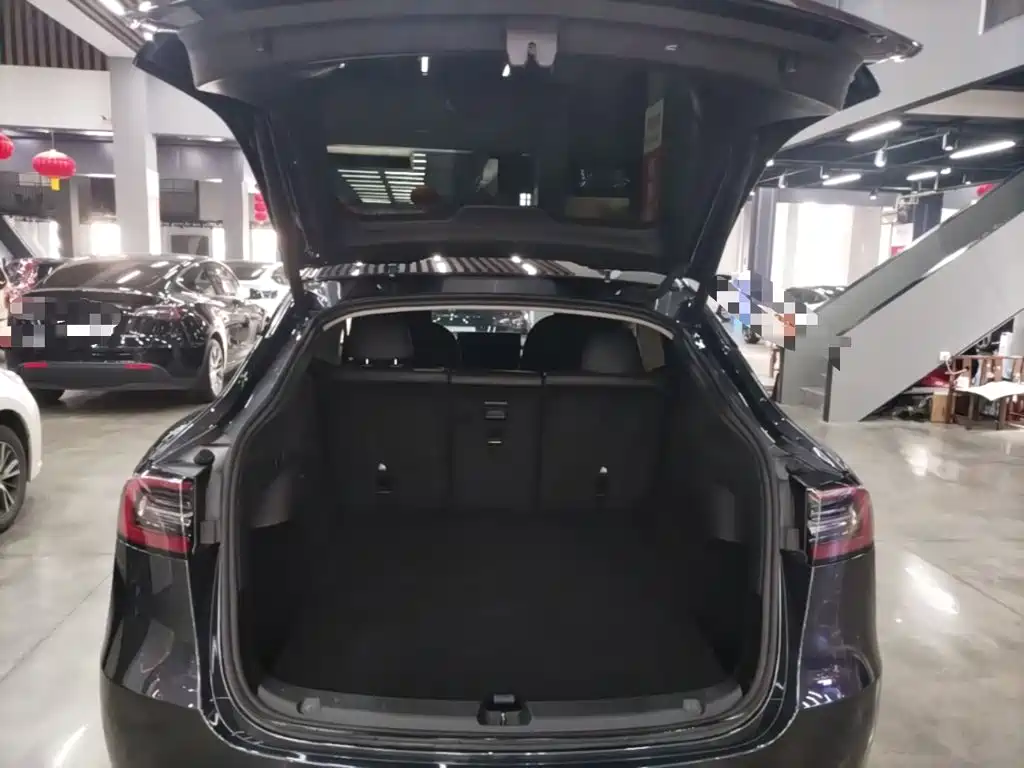 Tesla Model Y — фотографии объявления, Фото 19
