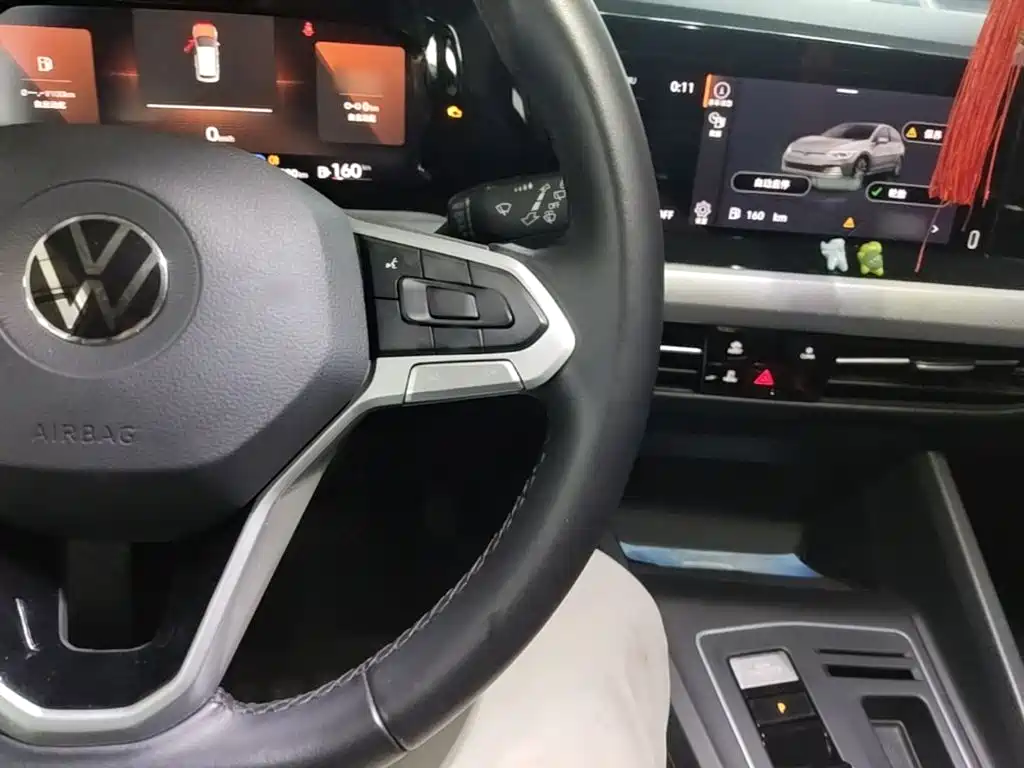 Volkswagen Golf — миниатюра 10