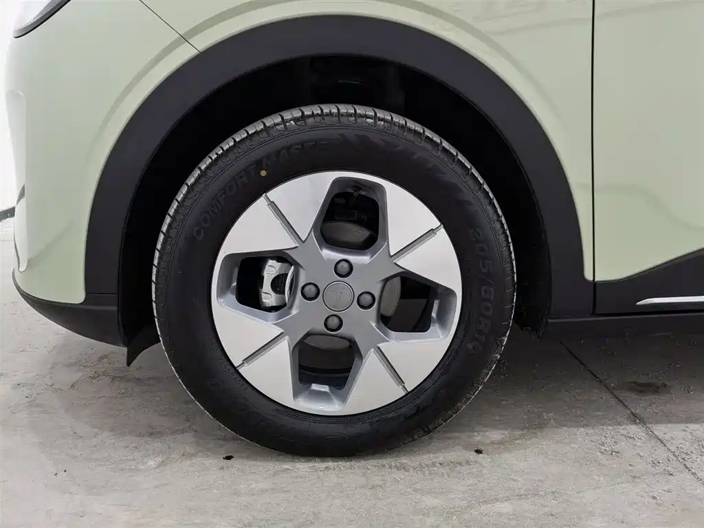 GEELY GALAXY STAR WISH