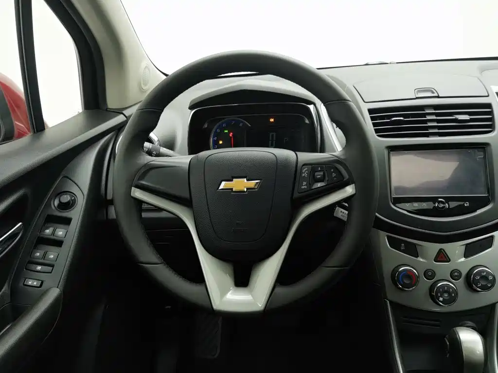 Chevrolet Trax — миниатюра 11