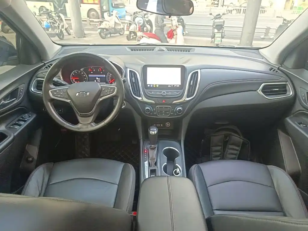 Chevrolet Equinox — миниатюра 6
