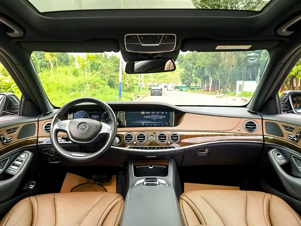 Mercedes-Benz S-Class — миниатюра 8