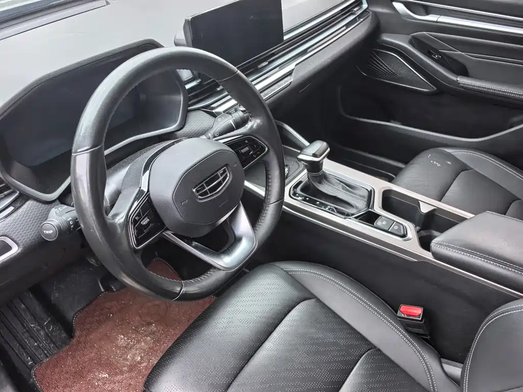 Geely Emgrand — миниатюра 9