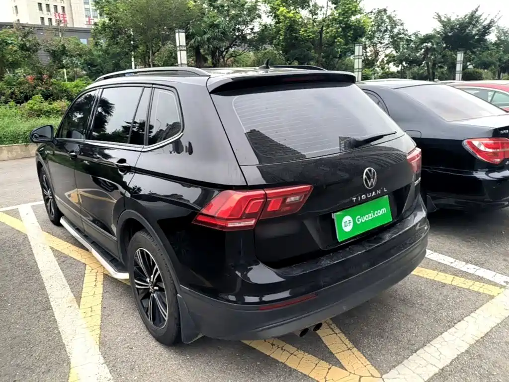 Volkswagen Tiguan L — миниатюра 5