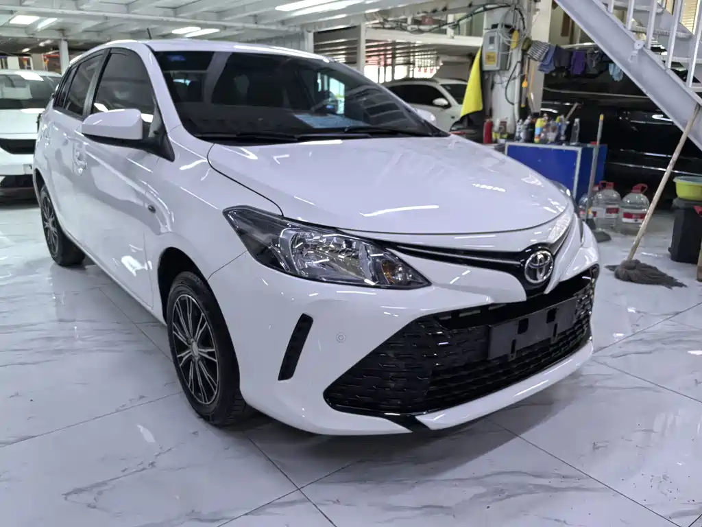 Toyota Vios FS — миниатюра 3