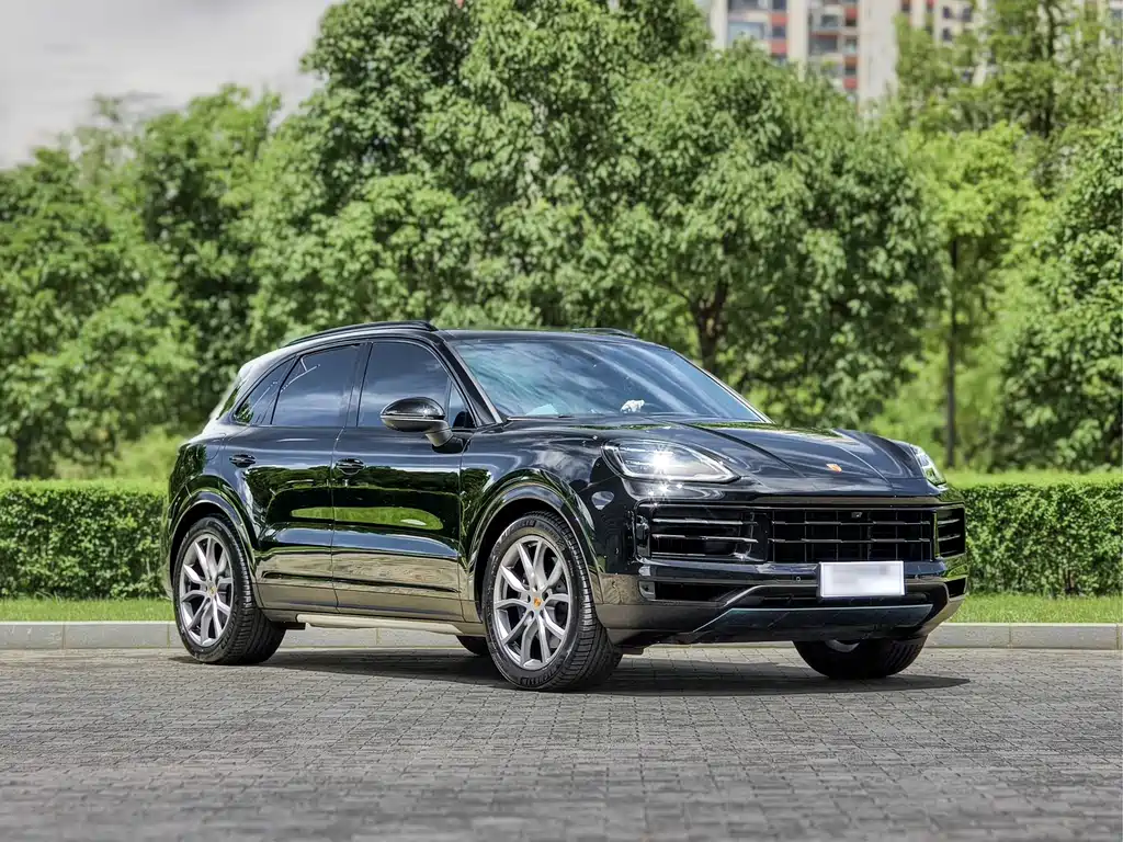 Porsche Cayenne — миниатюра 5