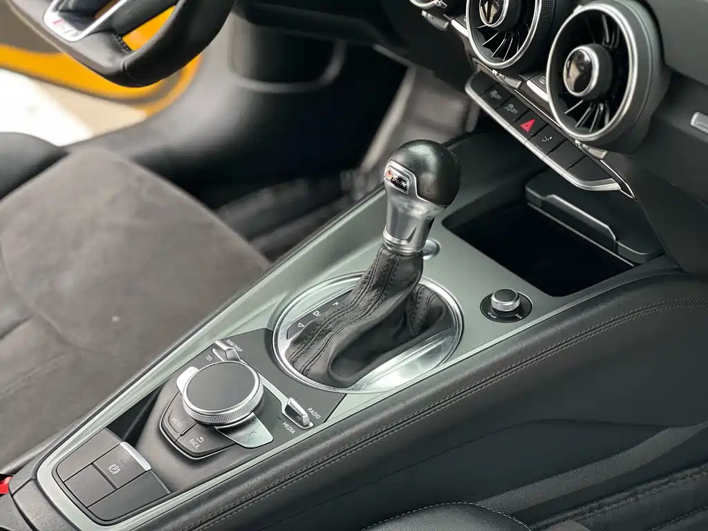 Audi TT 2015 TT Coupe 45 TFSI