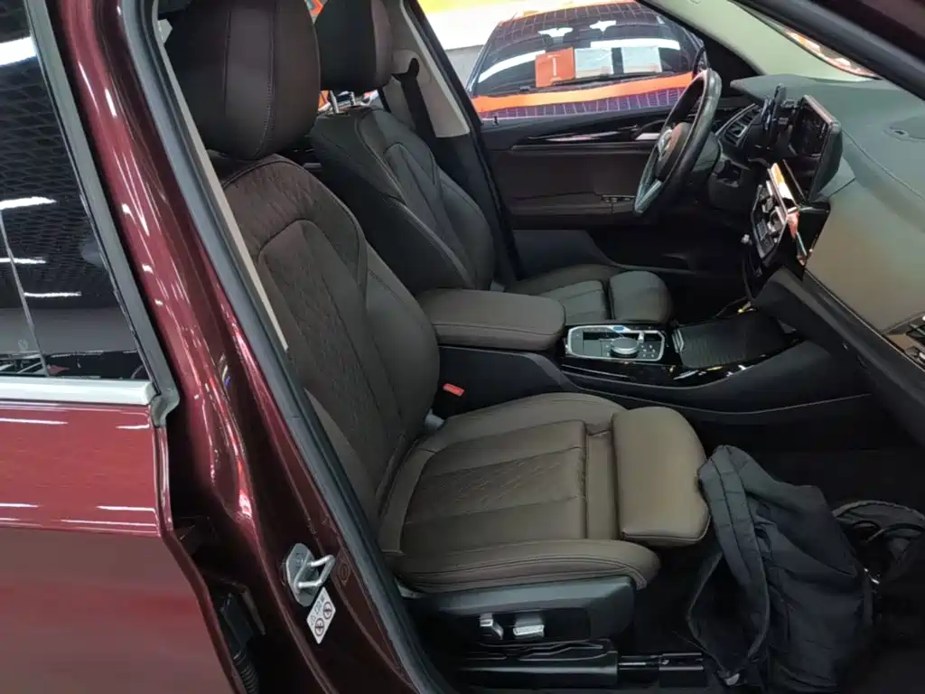 BMW iX3 — миниатюра 25