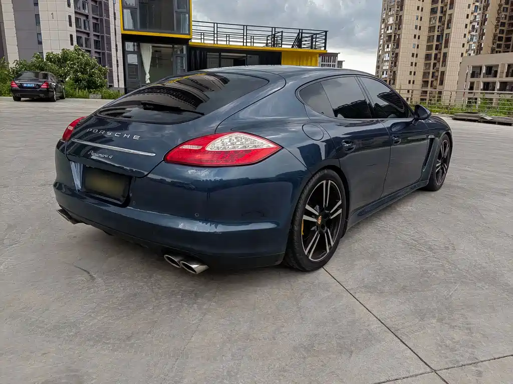 Porsche Panamera — миниатюра 5
