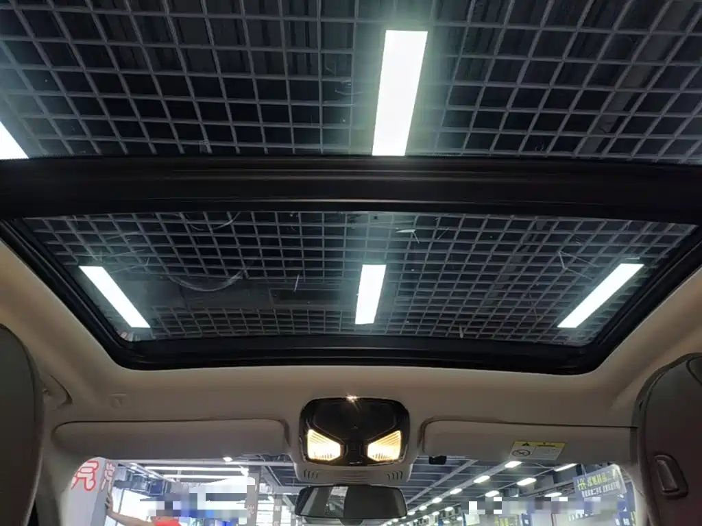 BMW iX3 — миниатюра 18