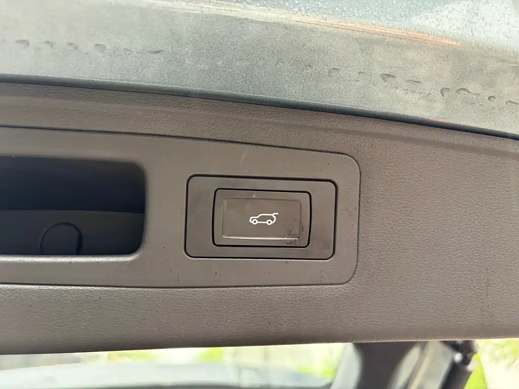 JETOUR L7 PLUS 2026 220km Flagship 7 мест