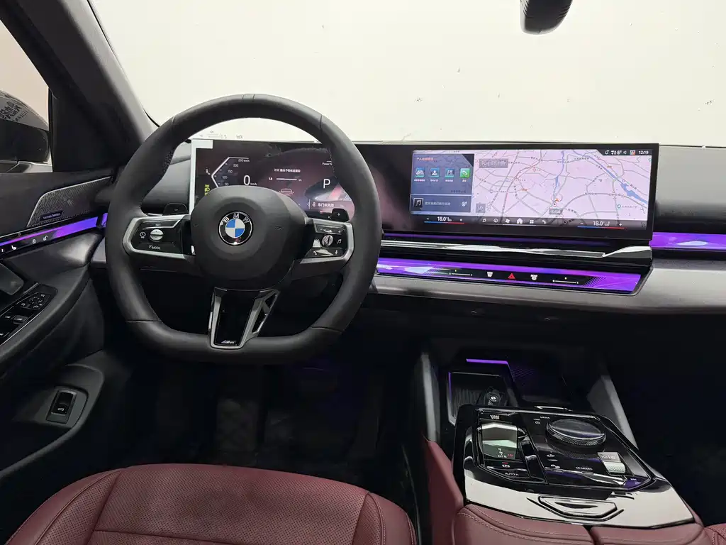 BMW 5 Series — миниатюра 12
