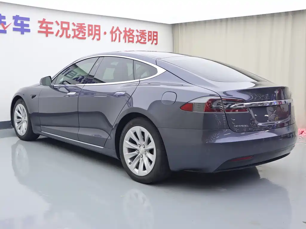 Tesla Model S — миниатюра 23