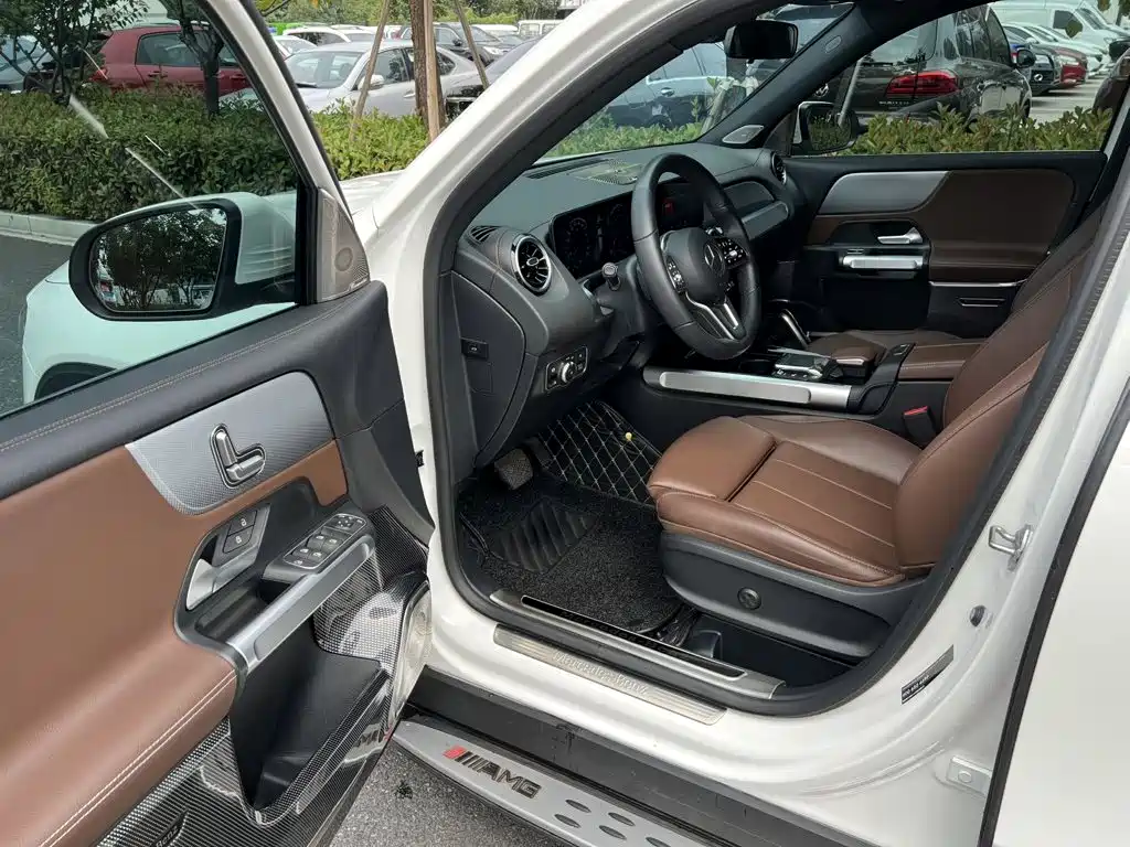 Mercedes-Benz GLB — миниатюра 6