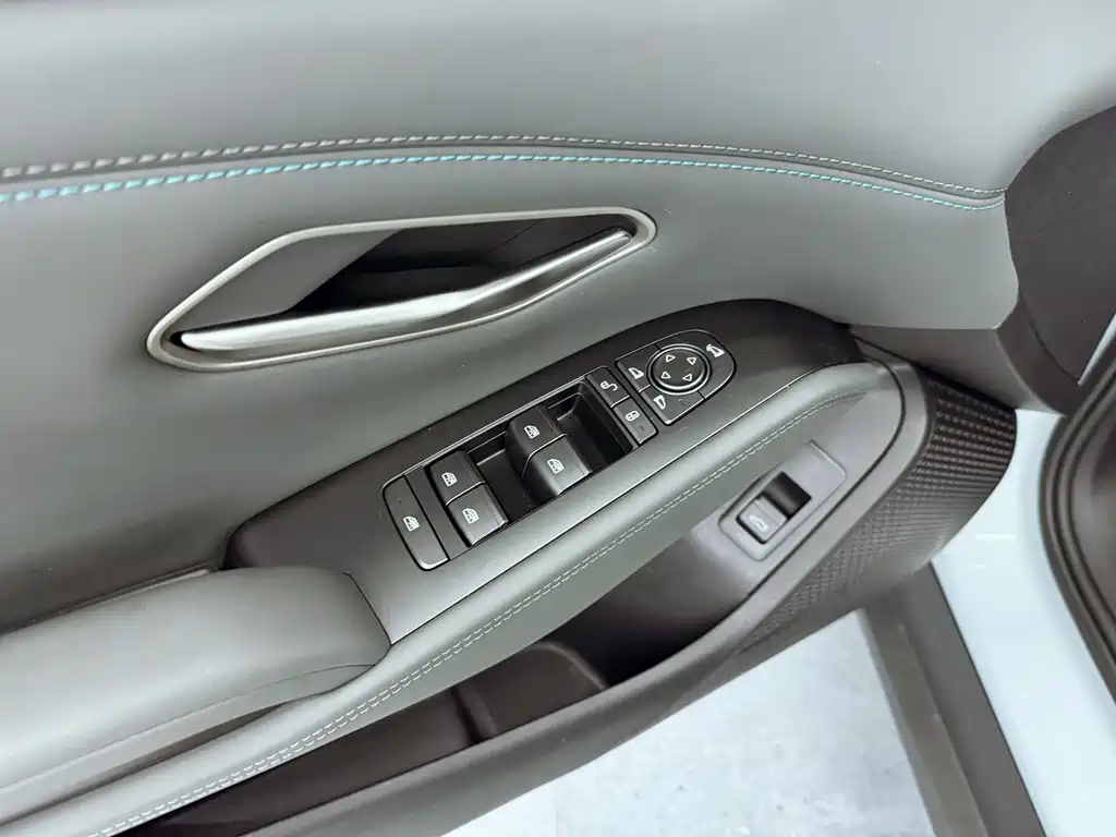 BYD Qin L — миниатюра 16