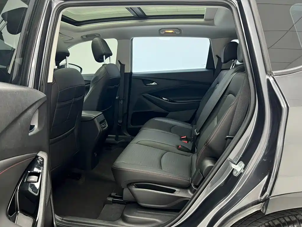 Chevrolet Volando — миниатюра 16