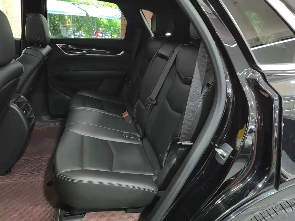 Cadillac XT5 — миниатюра 10