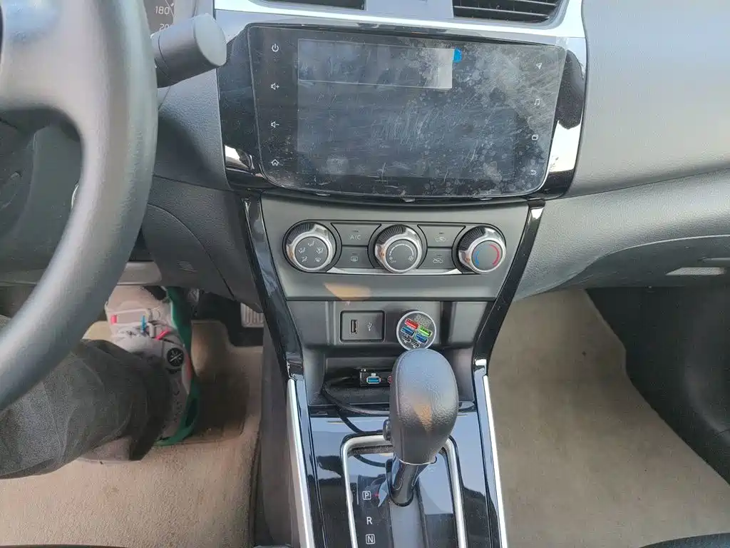 Nissan Sylphy — миниатюра 9