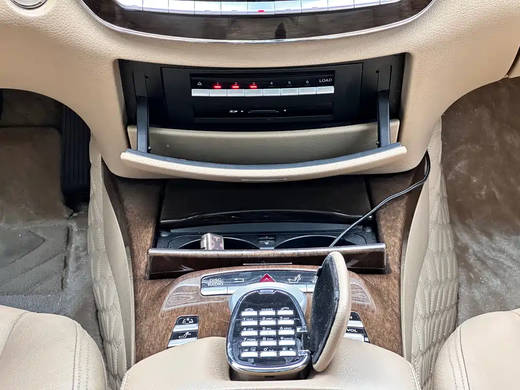 Mercedes-Benz S-Class — миниатюра 16
