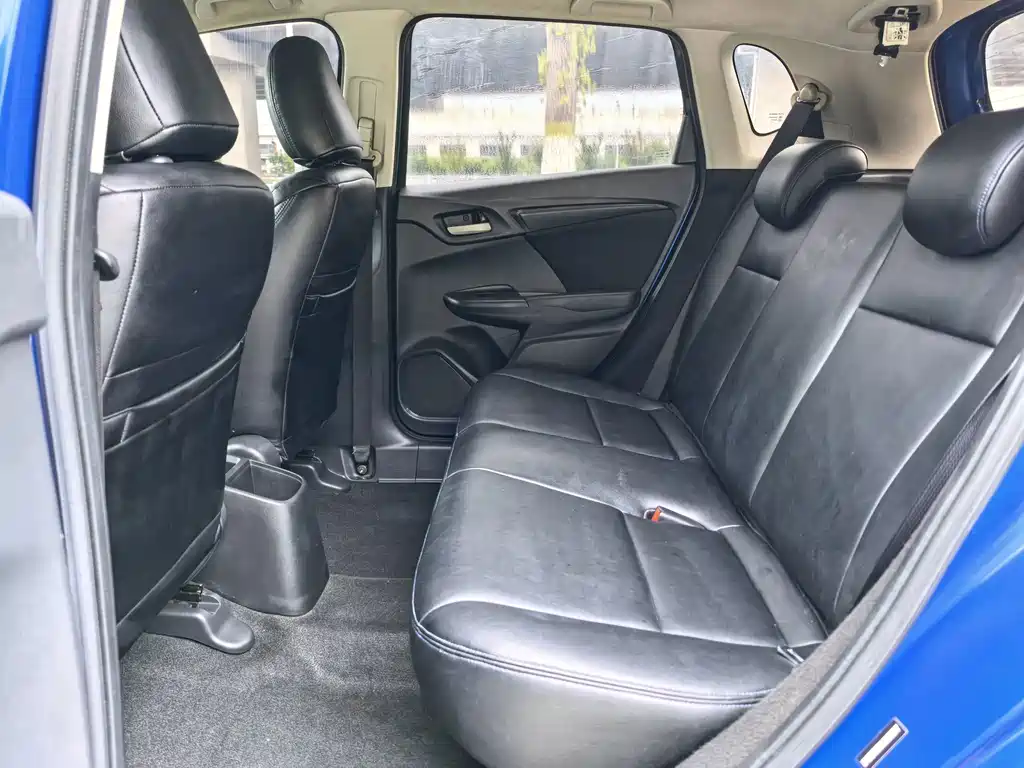 Honda Fit — миниатюра 12