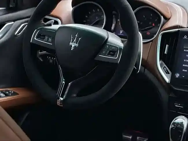 Maserati Ghibli — миниатюра 7