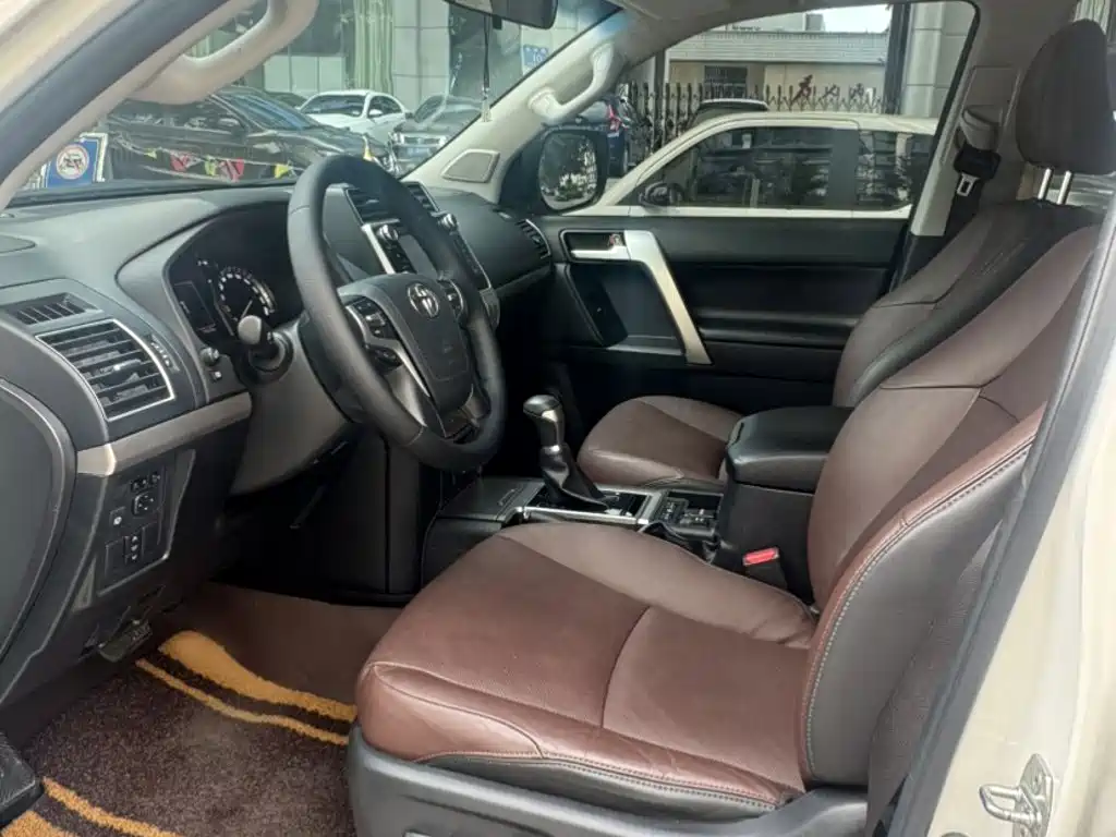 Toyota Prado — миниатюра 16