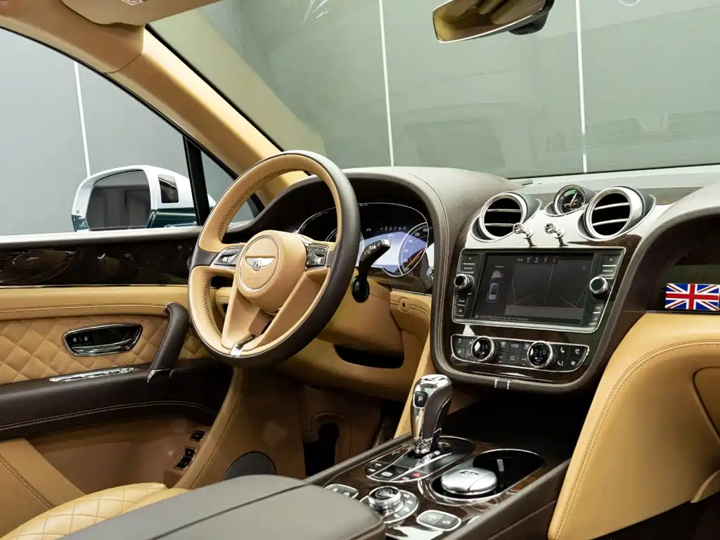 Bentley Bentayga — миниатюра 17
