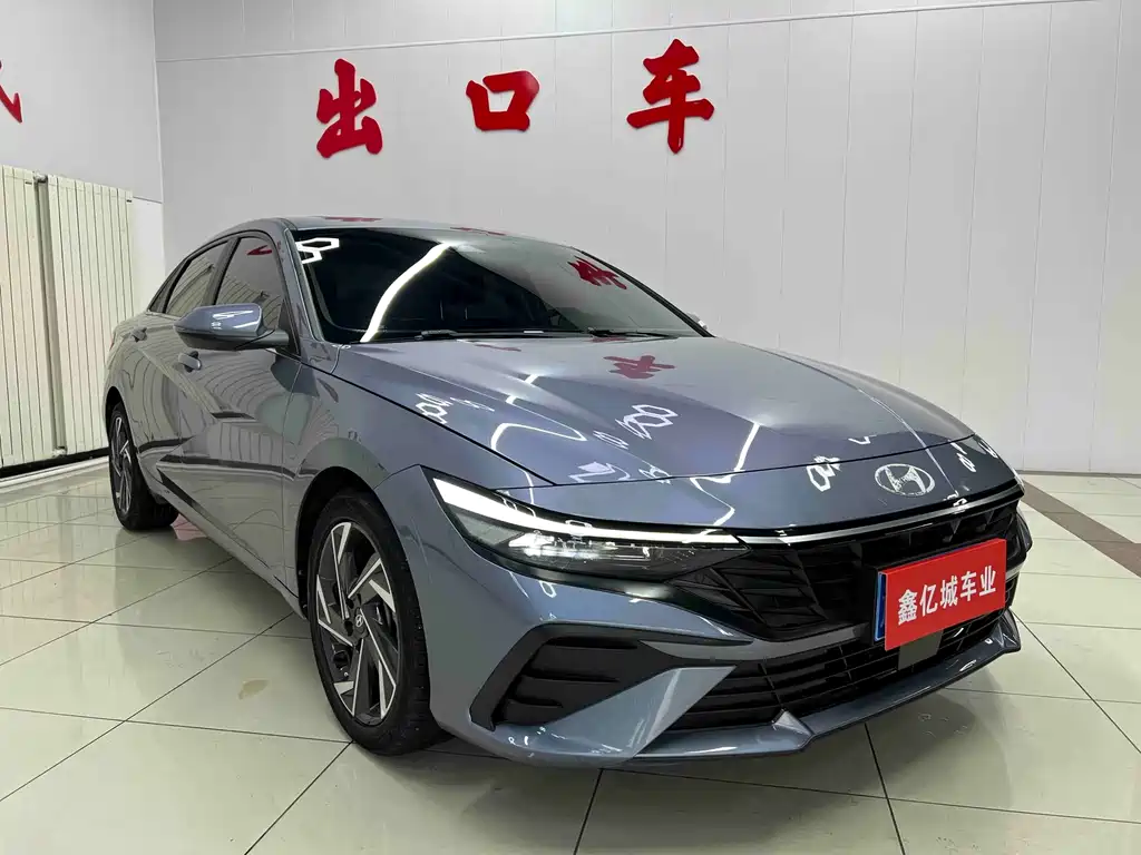 Hyundai Elantra — миниатюра 3