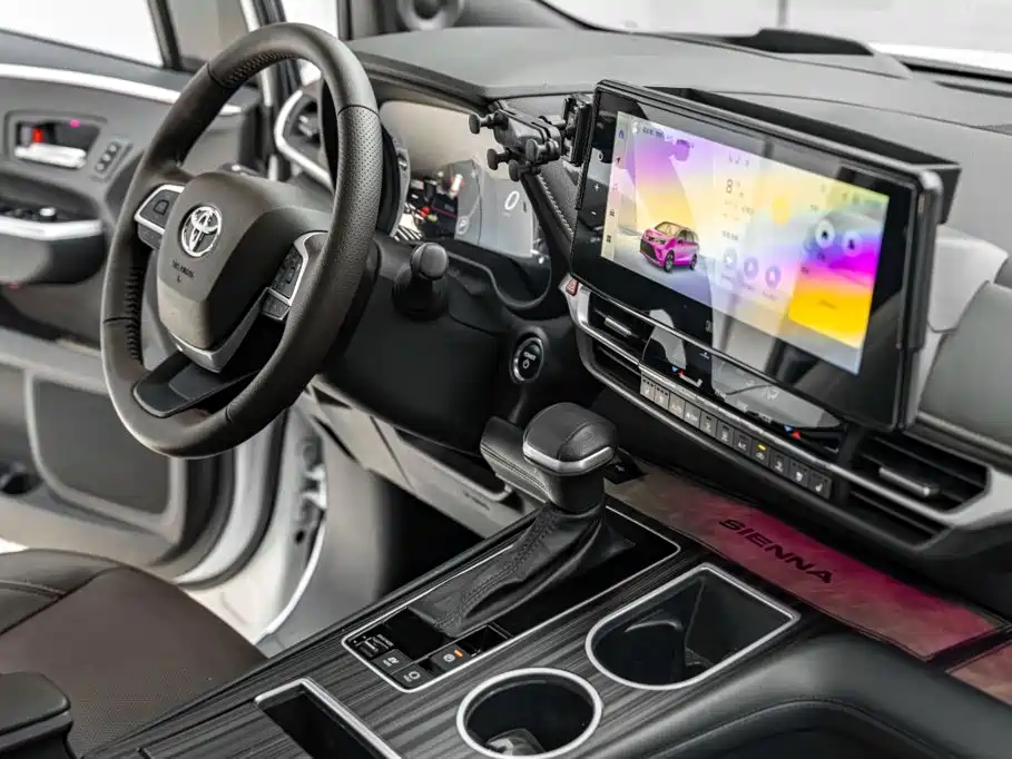 Toyota Granvia — миниатюра 21