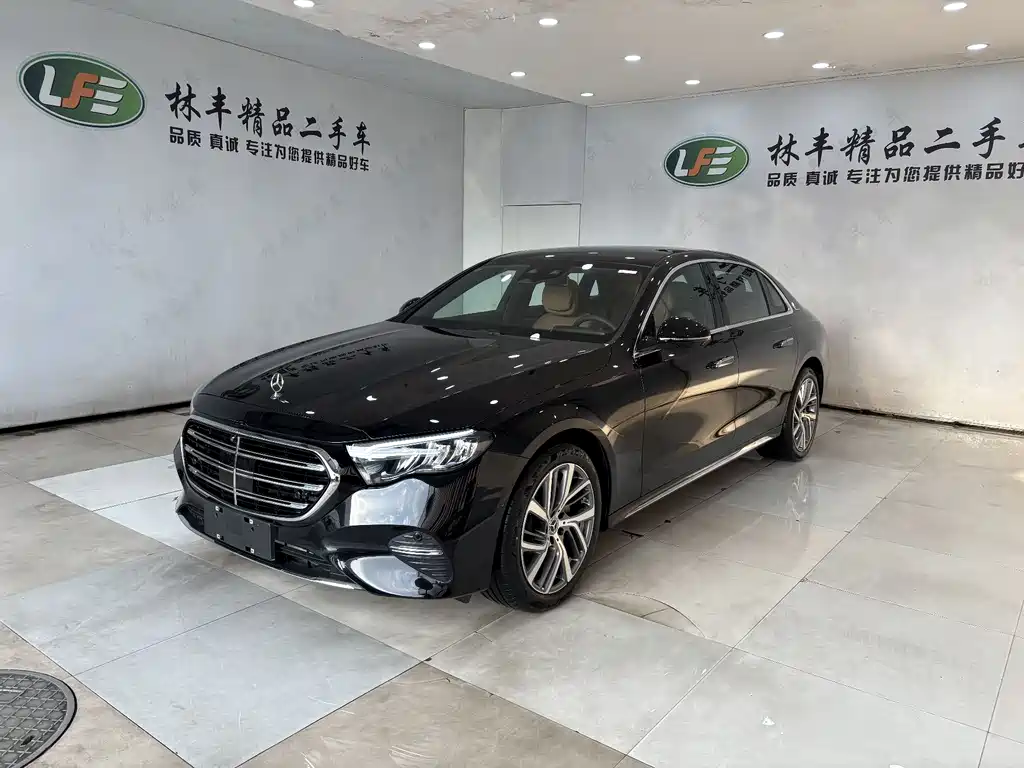 Mercedes-Benz E-Class 2025