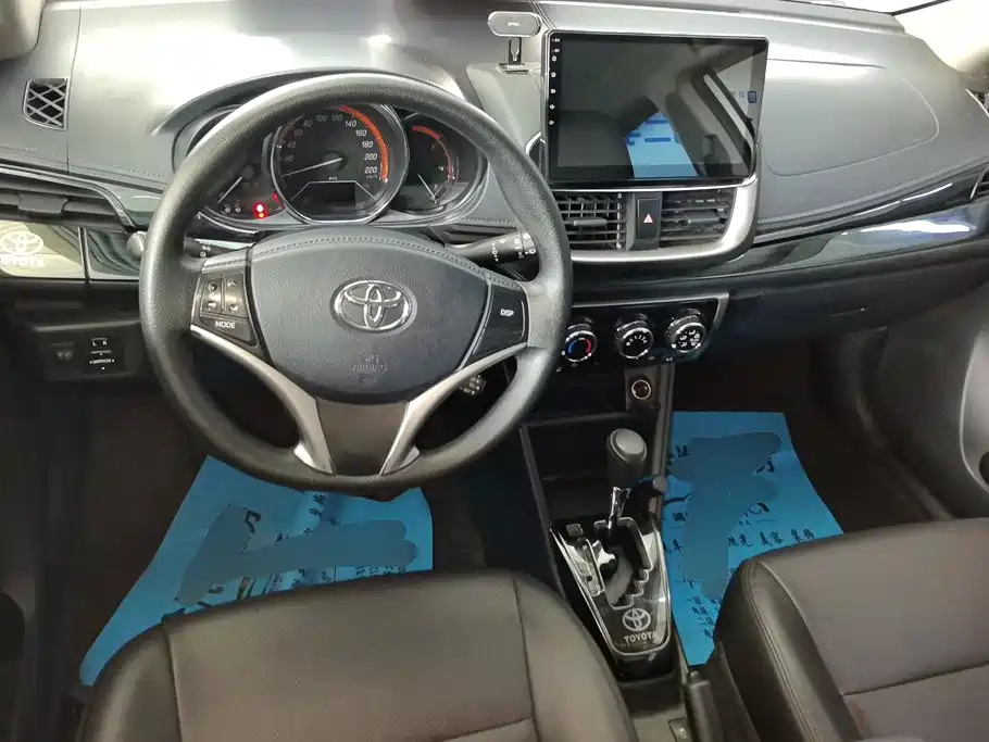Toyota Yaris L — миниатюра 12