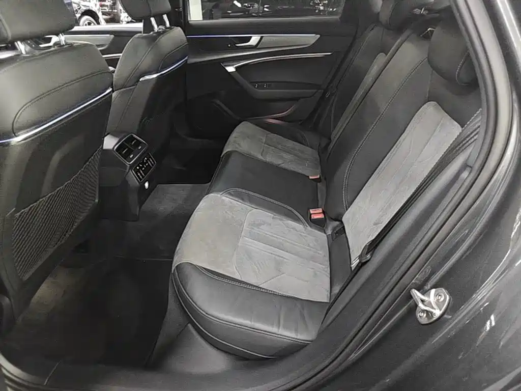 Audi A6L — миниатюра 17