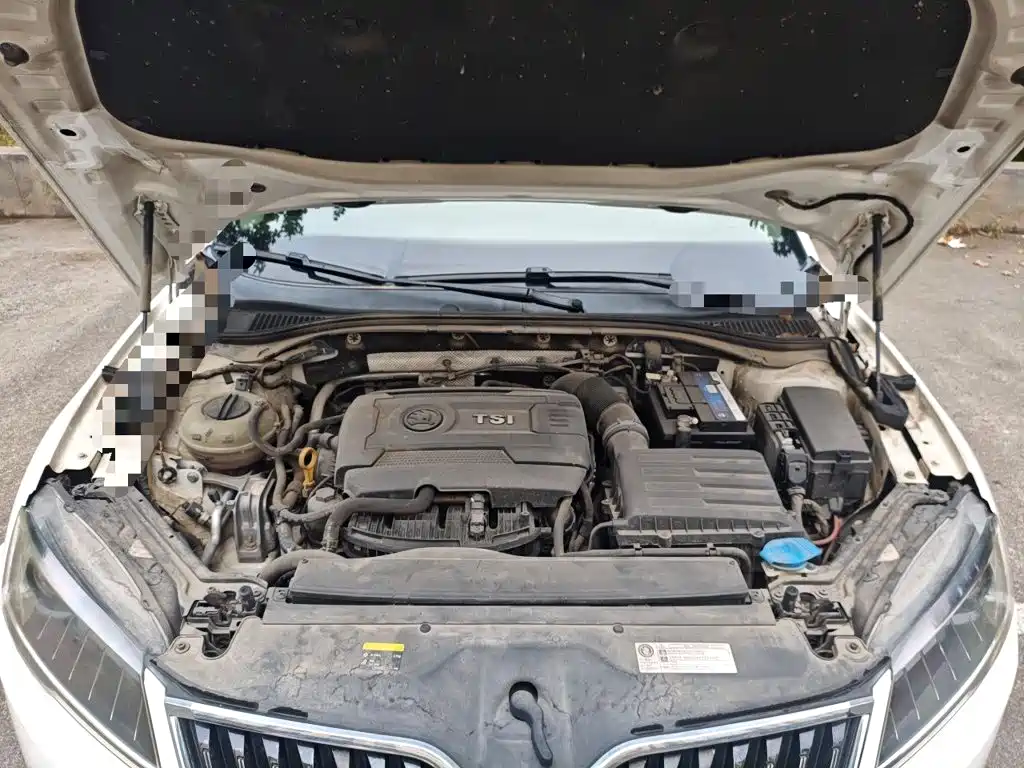 Skoda Superb — миниатюра 16