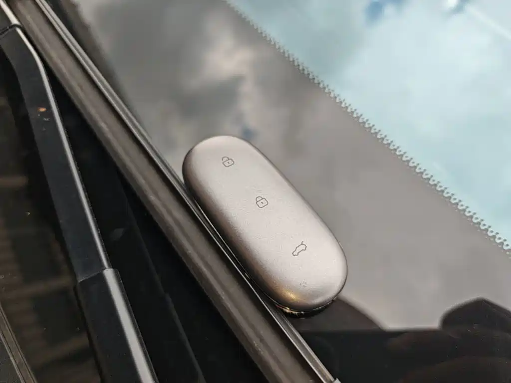Li Auto Li L8 — миниатюра 9