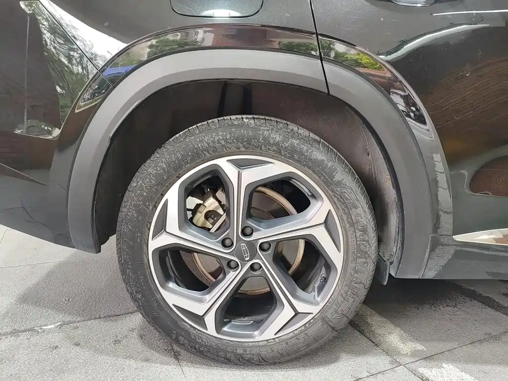 Geely Xingyue L — миниатюра 17
