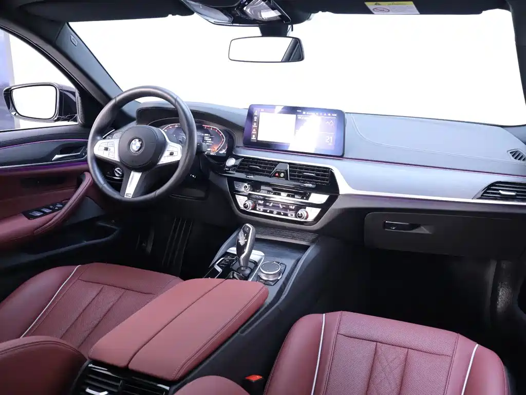 BMW 5 Series — миниатюра 20
