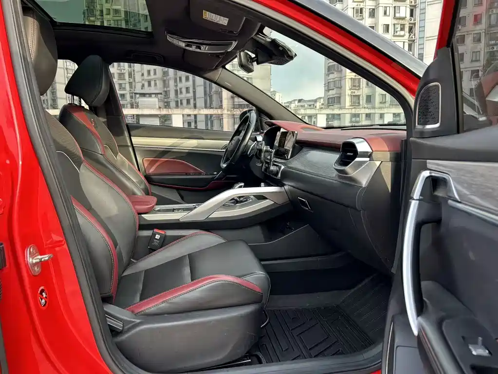 Geely Binyue — миниатюра 14