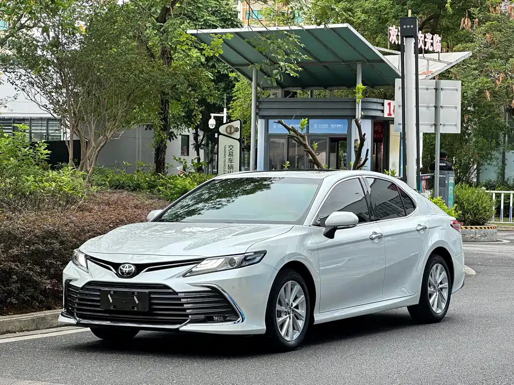 Toyota Camry 2022