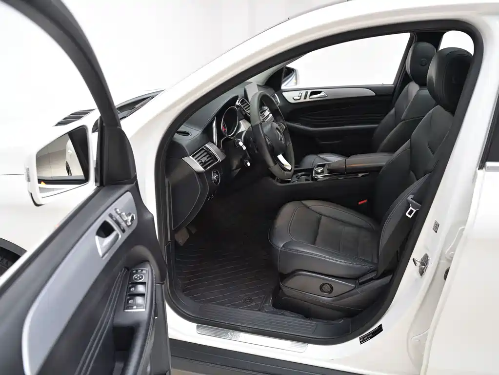 Mercedes-Benz GLE Coupe — миниатюра 16