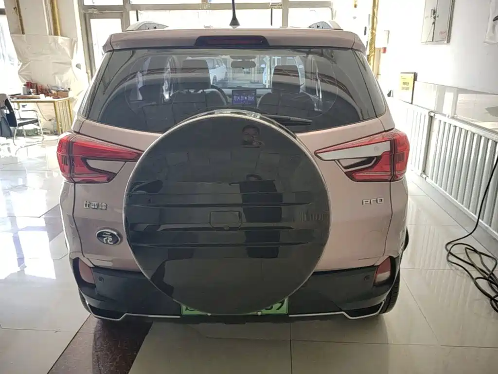 BYD Yuan Pro — миниатюра 6