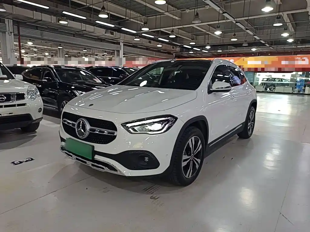 奔驰GLA 2020款 GLA 200 2021