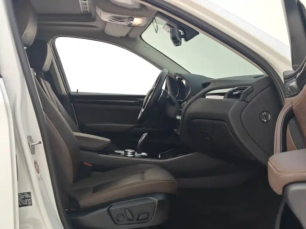BMW X4 — миниатюра 10