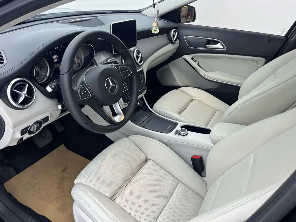 Mercedes-Benz GLA — миниатюра 4
