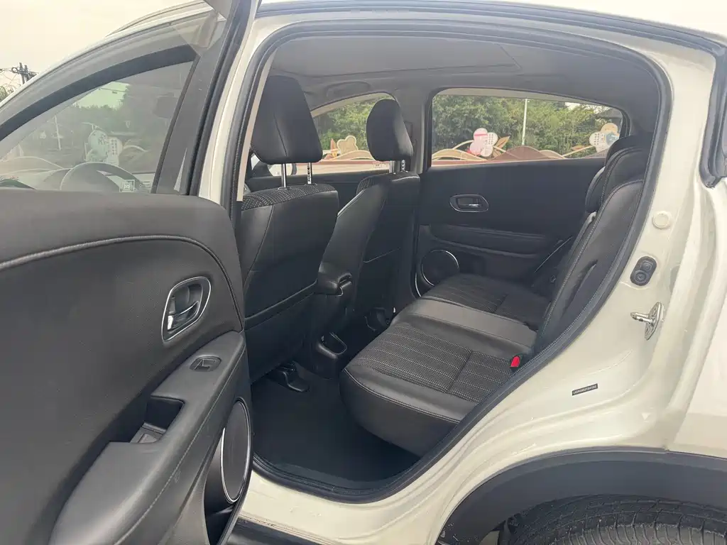 Honda Vezel — миниатюра 13