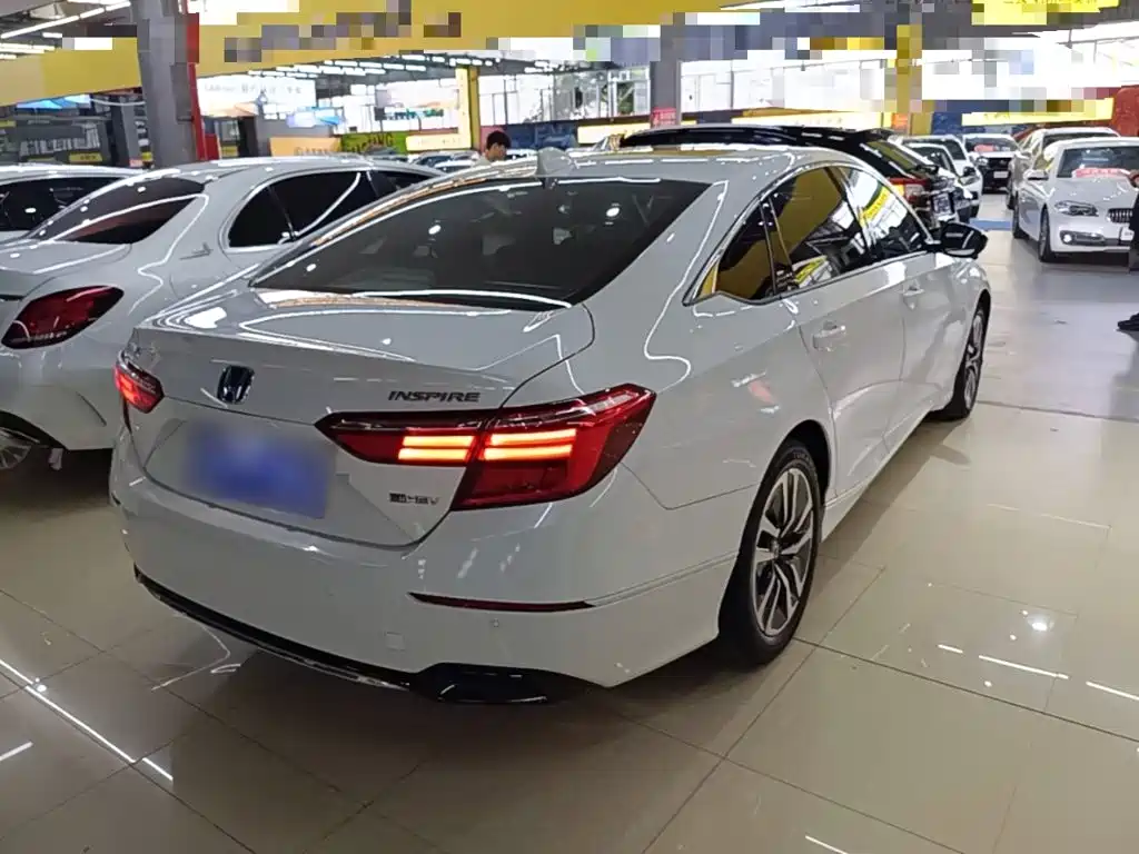 Honda Inspire — миниатюра 7