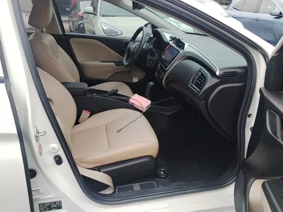Honda City — миниатюра 8