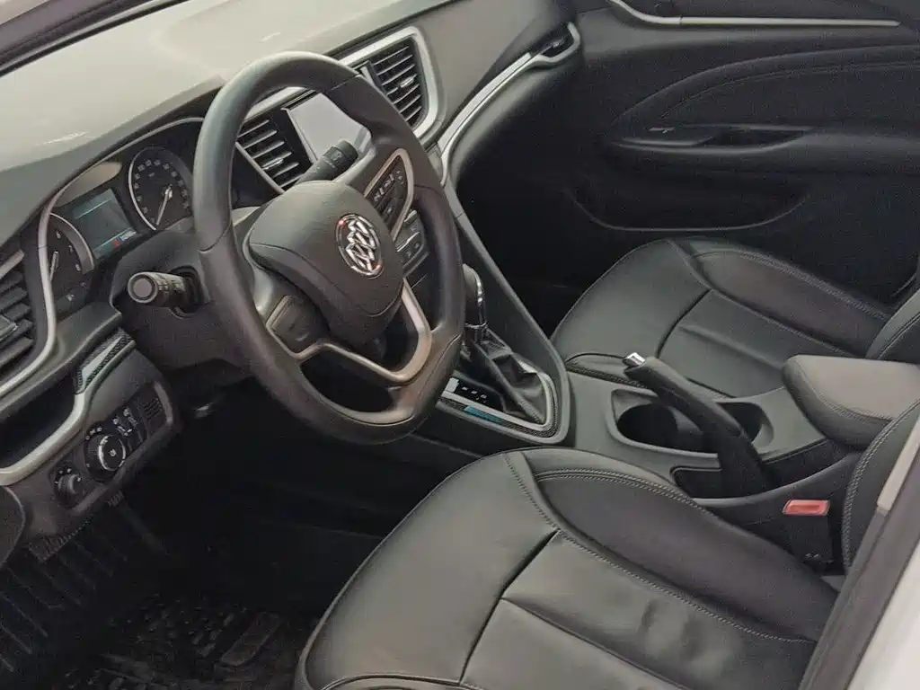 Buick Excelle — миниатюра 8